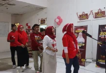 KPU dan Bawaslu Buol Semarakkan HUT RI dengan Berbagai Lomba