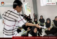 Menjemput Pemilih Pemula, KPU Parigi Moutong Masuk ke Madrasah