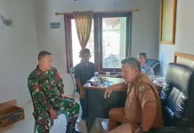 Jaga Kondusivitas, Babinsa Komsos Bersama Aparat Desa Pomayagon