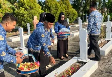 RRI Tolitoli Gelar Ziarah dan Tabur Bunga Hari Bhakti Radio ke-81