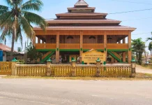 Kelurahan Nalu Rawat Potensi Wisata Rumah Adat Balre Masigi