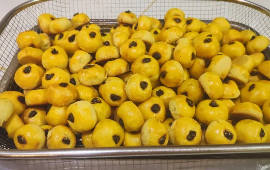 Tradisi Nastar Rumahan Sambut Hangat Tamu Lebaran