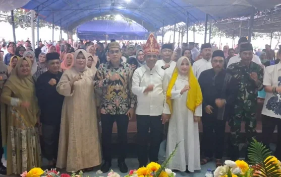 Gubernur Sulteng Bersama Bupati Parimo Hadiri Halal Bi Halal di Pantai Wisata Ampe