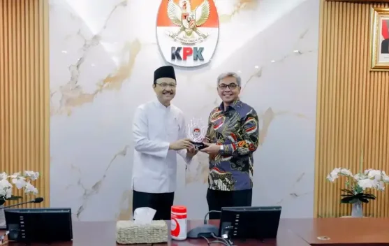 Mensos Saifullah Yusuf Kunjungi KPK, Konsultasi Pengadaan Barang Jasa