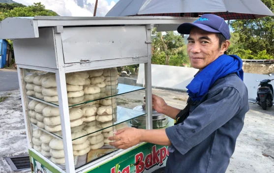 Bakpao Mas Jajang Jadi Buruan Warga Tolitoli Setiap Sore
