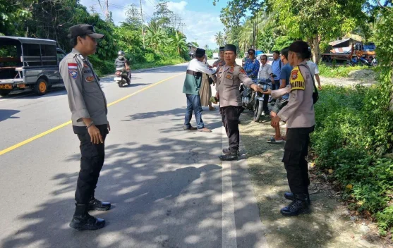 Patroli Rutin Polsek Tomini Perkuat Keamanan Wilayah Palasa