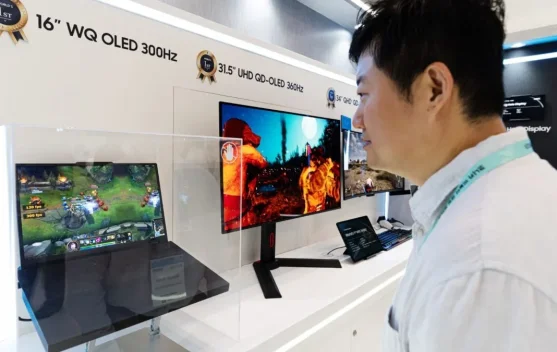 Samsung Luncurkan Layar OLED Laptop 16 Inci, Refresh Rate 300 Hz Tertinggi di Dunia