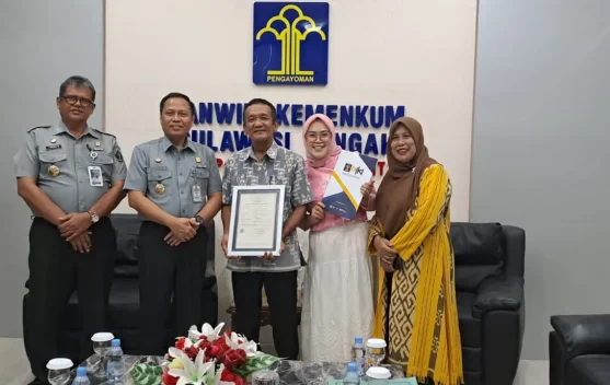 Empat Motif Khas Buol Resmi Kantongi Sertifikat HAKI