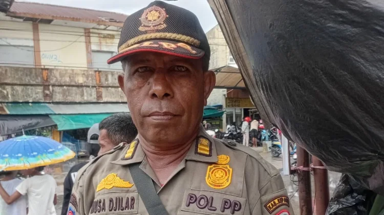 Bupati Aru Instruksikan Penertiban Pedagang di Pinggir Jalan
