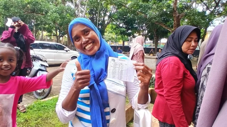 Apresiasi Masyarakat Kota Tual untuk Gerakan Pangan Murah