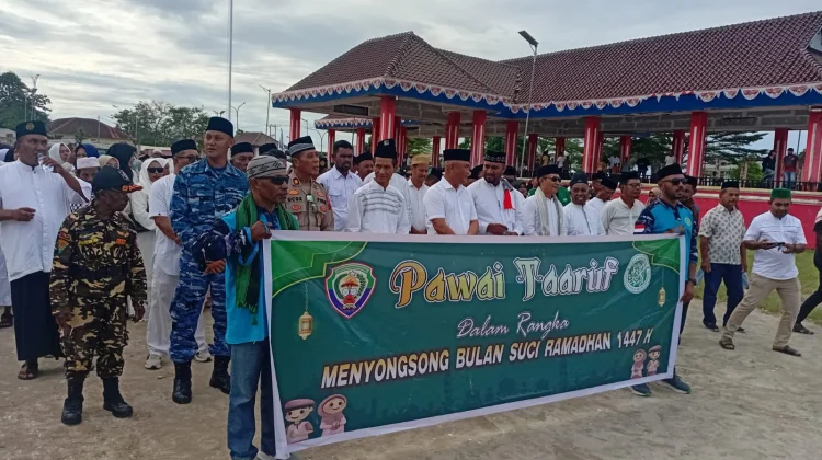 Bupati Kepulauan Aru Lepas Pawai Ta'aruf Ramadhan