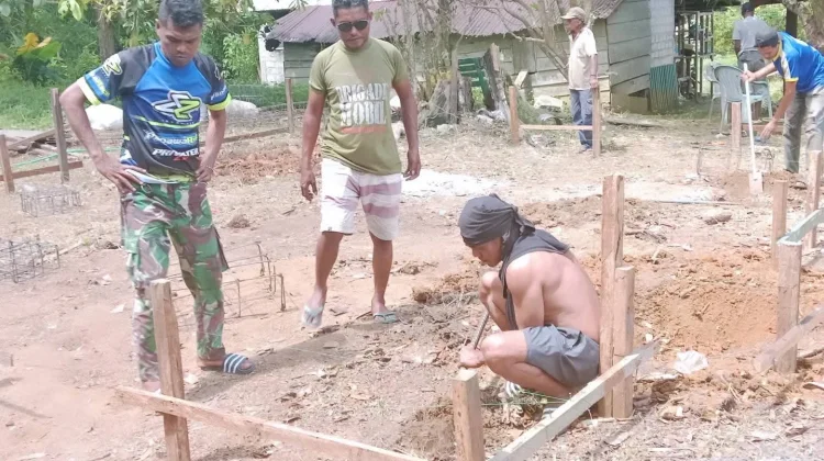 Satgas TMMD Ke-127 Kodim 1503/Tual Kebut Pengerjaan Rumah