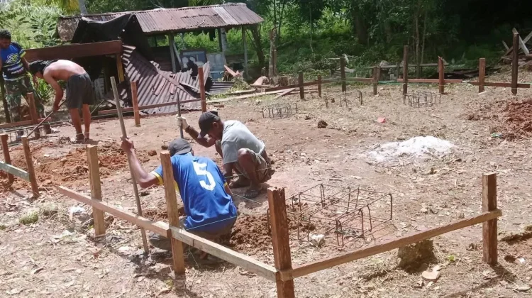 Satgas TMMD Ke-127 Kodim 1503/Tual Kebut Pengerjaan Rumah