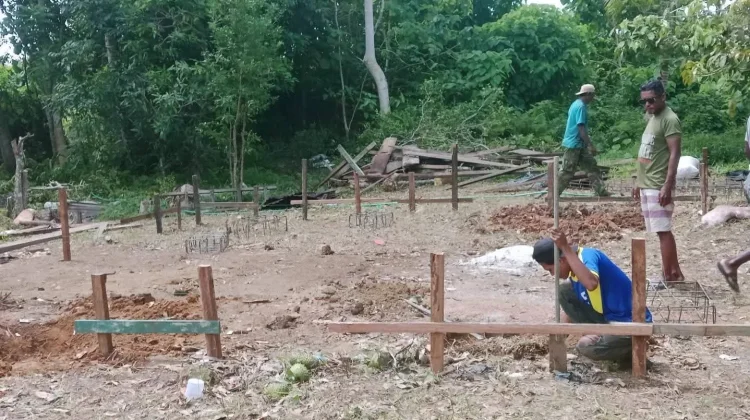Satgas TMMD Ke-127 Kodim 1503/Tual Kebut Pengerjaan Rumah