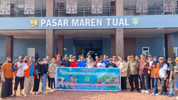 Wawali Tual, Pimpin Kegiatan Aksi bersih-bersih Pasar