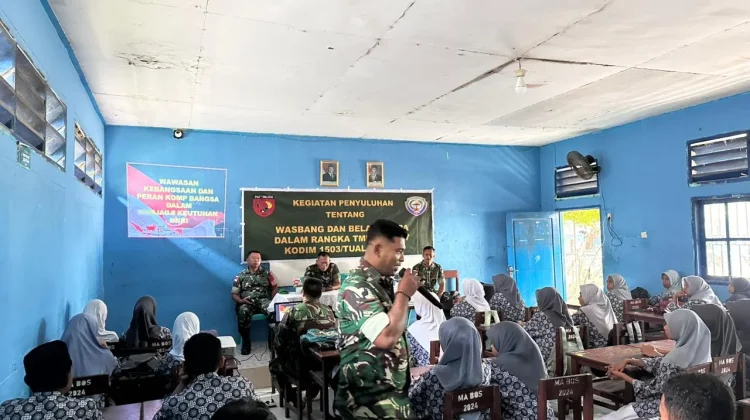 Satgas TMMD ke-127 Beri Penyuluhan Wasbang dan Bela Negara di MA Al-Hilal Dobo