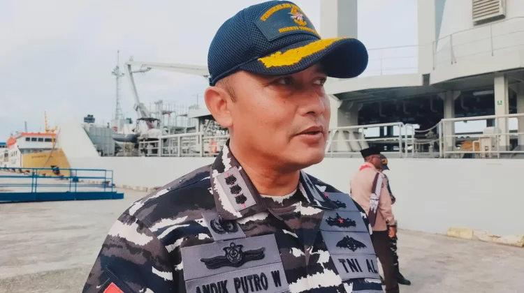 Bina Siswa-Siswi KRRI ,Danlanal Tual Ajak Berkunjung ke KRI Balongan