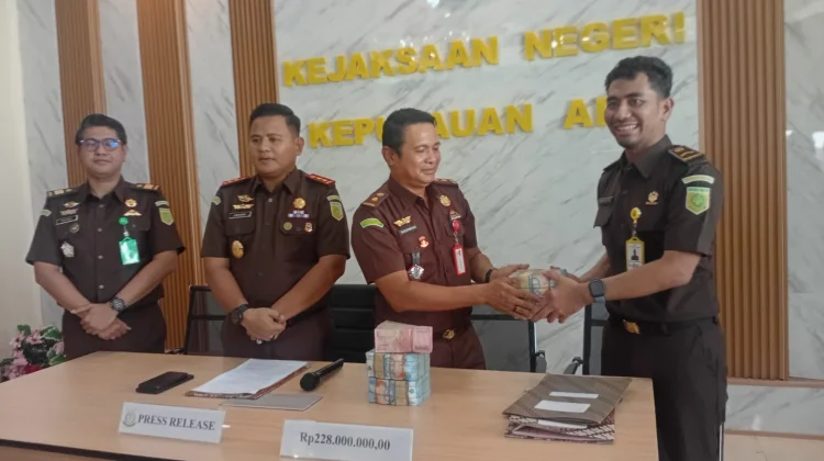 Kejari Aru Pulihkan Kerugian Negara Kasus Korupsi