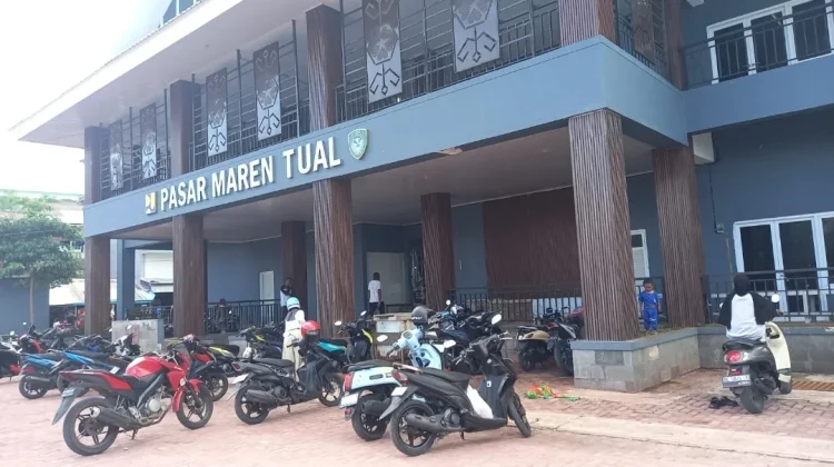 Pedagang Ikan Keluhkan Sepi Pembeli jelang Idul Fitri