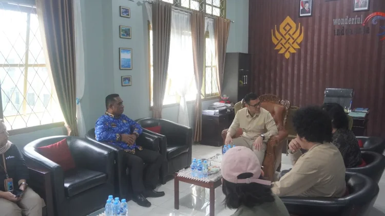 Unggul dari 33 Provinsi Enbal dilirik Visual Studio