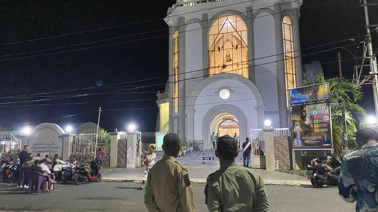 Amankan Jalannya Ibadah Paskah, Polres Malra Terjunkan Personil Berjaga