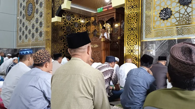 Pentingnya Menjaga Sholat Lima Waktu