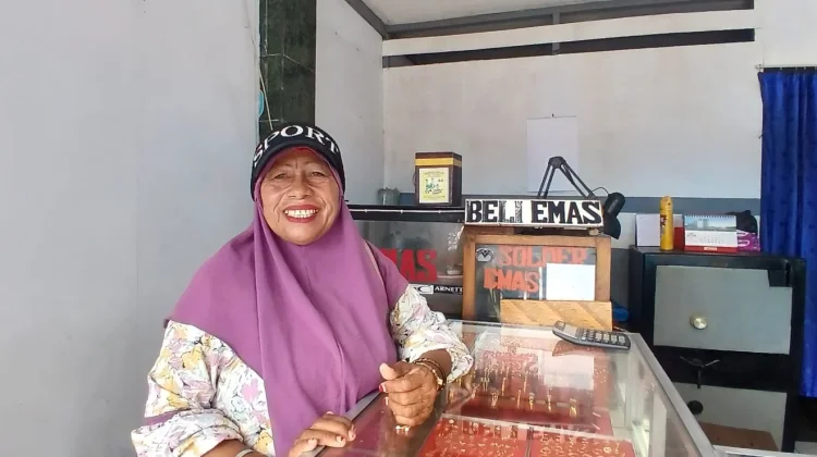 Masyarakat Keluhkan Harga Emas yang Masih Melambung