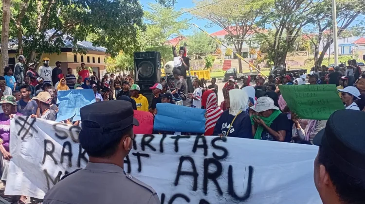 Masyarakat Dusun Marbali Datangi Kantor DPRD Aru Desak Pembukaan Akses Penambang