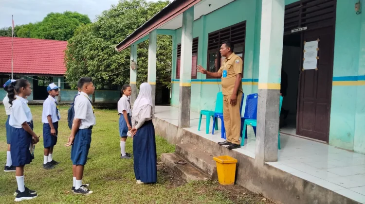 Pendidikan di SMP Negeri Satu Atap Desa Selmona Memprihatinkan