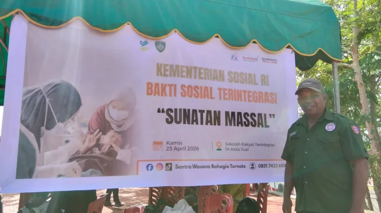 Warga Tual Dapat Pelayanan Fisoterapi Gratis saat Kunker Kemensos RI