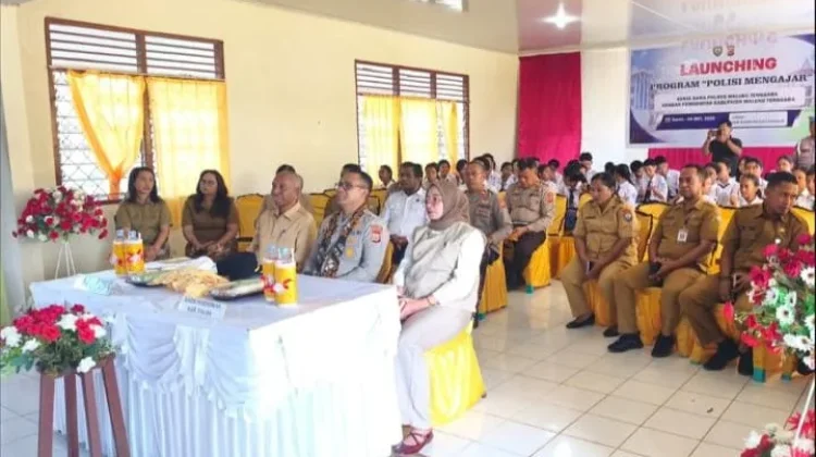 Polisi Mengajar Diharapkan Bisa Berdampak pada Generasi Muda Kei