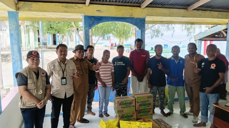 BPBD Malra Salurkan Bantuan Warga Terdampak Bencana di Kei Besar Selatan Barat