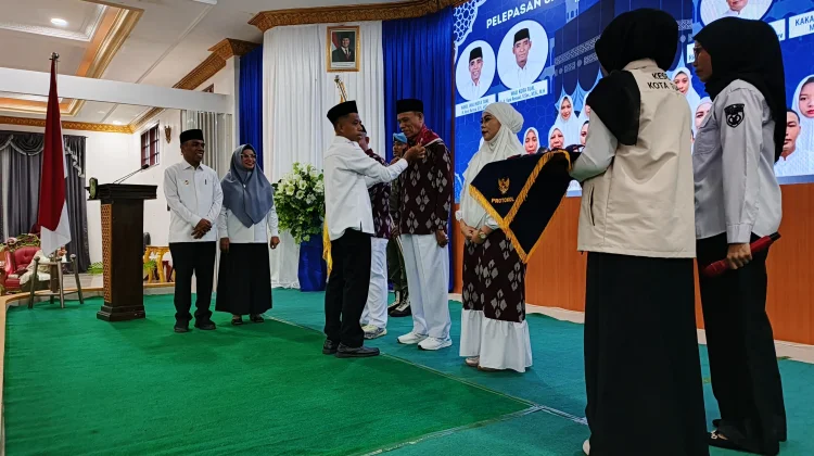 Pemerintah Kota Tual Lepas 28 Calon Jemaah Haji Tahun 2026