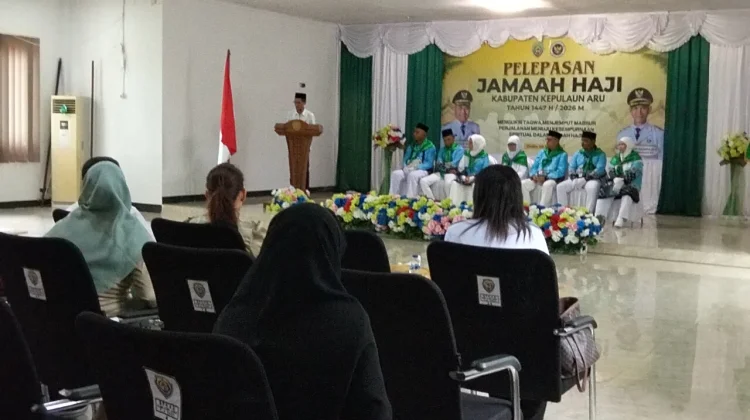 Wabup Kepulauan Aru Melepas secara Resmi JCH 1447 H/2026
