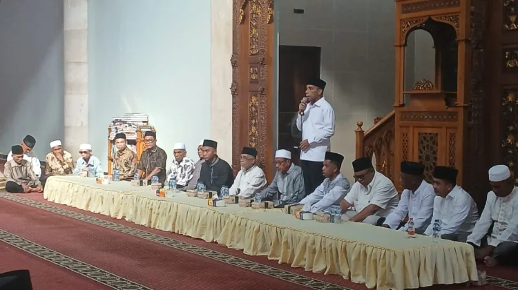 Rombongan Haji Kota Tual Resmi Bertolak ke Bandara Patimura Ambon