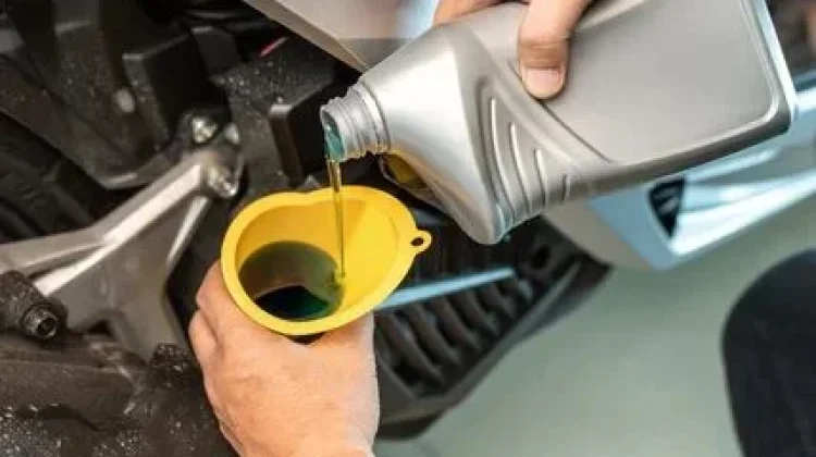 Kapan Oli Motor Harus Diganti?