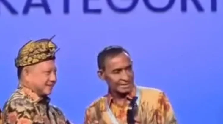 Kota Tual Raih Penghargaan Tata Kelola investasi Daerah