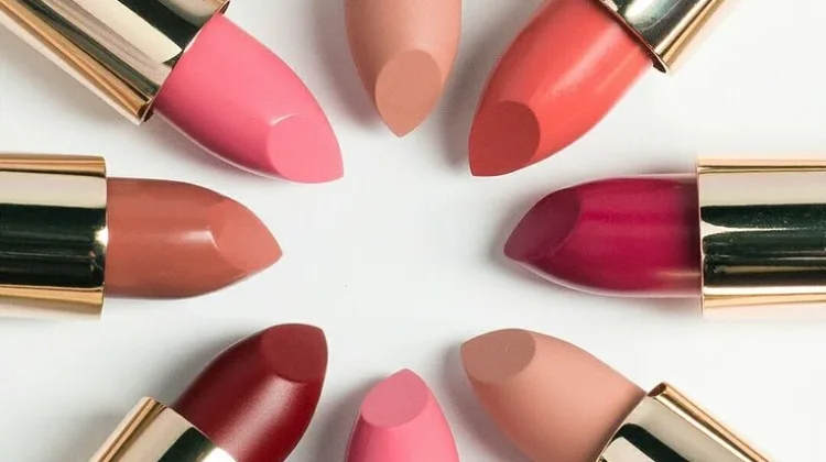 Mari Mengenal Lipstik dan Sejarahnya