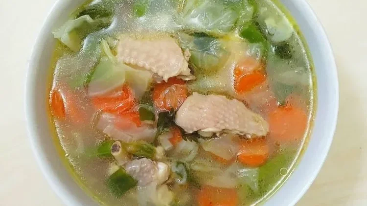 Resep Sop Ayam yang Menghangatkan Badan