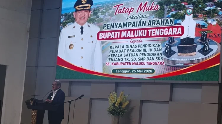 Bupati Malra Tekankan Disiplin ASN Pendidikan, Soroti Kinerja Guru dan Kepsek