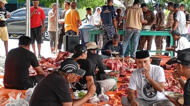 Panitia Hewan Qurban Maluku Tenggara Distribusi Daging Qurban ke 19 Desa