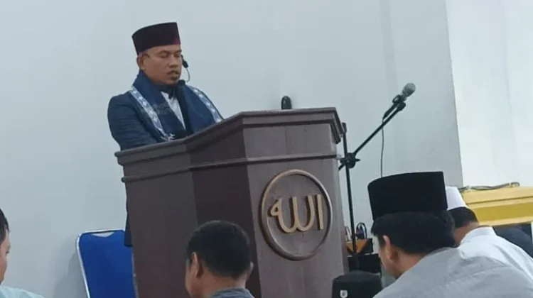 Khutbah di Masjid Al Furqon, Asyik Ajak Umat Teladani Nabi Ibrahim AS