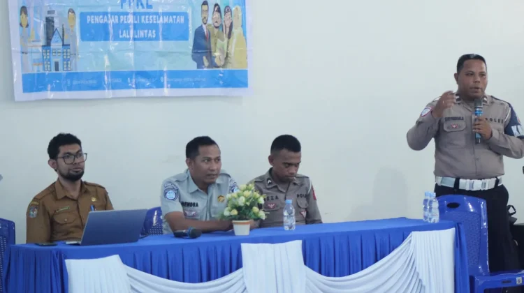 SMA Negeri 5 Tual Sosialisasikan Keselamatan Berlalu Lintas