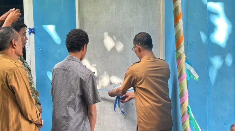 Serah Terima Rumah Layak Huni TMMD ke-127 di Kabupaten Kepulauan Aru