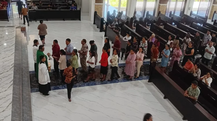 Wakil Uskup Pimpin Misa Ekaristi Hari Minggu Biasa XI di Stasi Santo Yosep Dobo