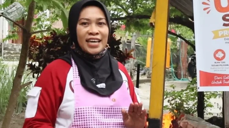 Teri Asap, Produk Perikanan Lokal Kei Khas Desa Selayar