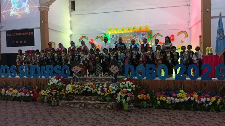 TK Yos Sudarso Dobo Lepas 45 Siswa, Pentas Seni berlangsung Meriah
