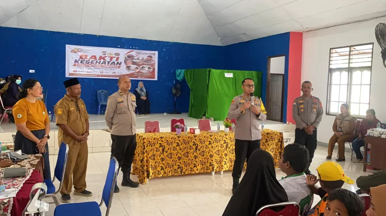Polres Malra Gelar Bakti Kesehatan Bagi Warga 2 Desa