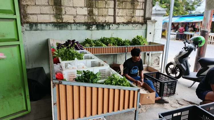 Harga Sejumlah Bahan Pokok di Pasar Mangon Kota Tual Mengalami Kenaikan