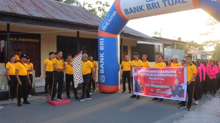 Polres Tual Gelar Jalan Santai dan Olahraga Meriahkan HUT Bhayangkara ke-80